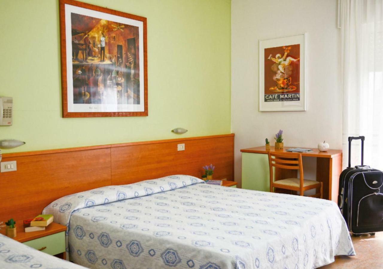 Hotel Domingo Лидо ди Йезоло Екстериор снимка